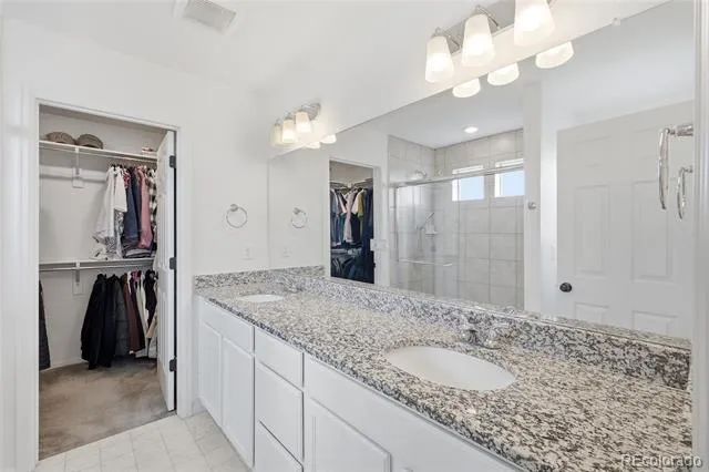 4003 Quatar Court Aurora, CO 80019