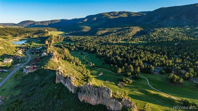 5814 Country Club Drive Larkspur, CO 80118