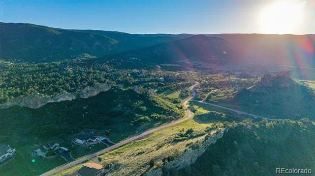 5814 Country Club Drive Larkspur, CO 80118