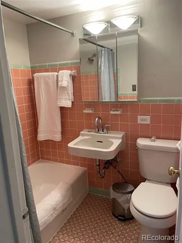 505 Logan Street #4 Denver, CO 80203