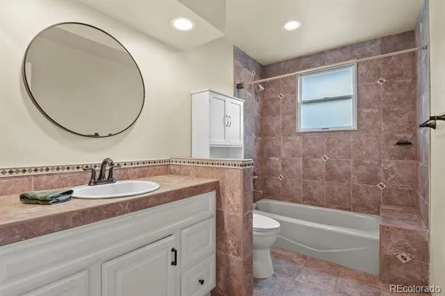 10295 E Aberdeen Avenue Englewood, CO 80111