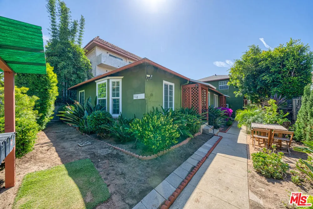 1112 Ocean Park Boulevard #F Santa Monica, CA 90405