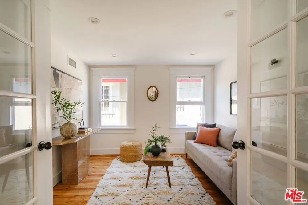 3026 6th Avenue Los Angeles, CA 90018