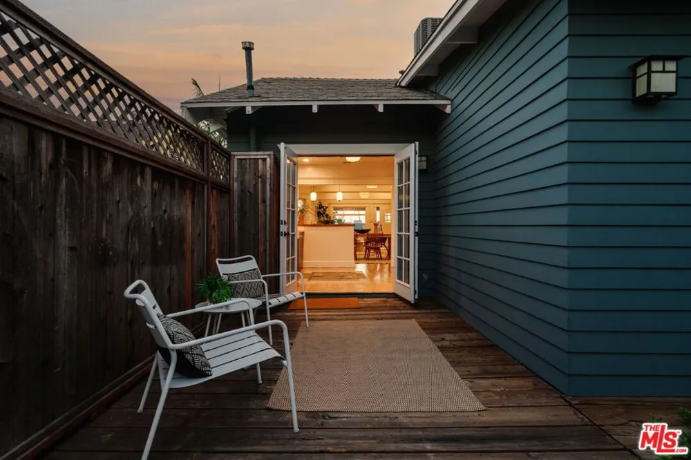 3026 6th Avenue Los Angeles, CA 90018
