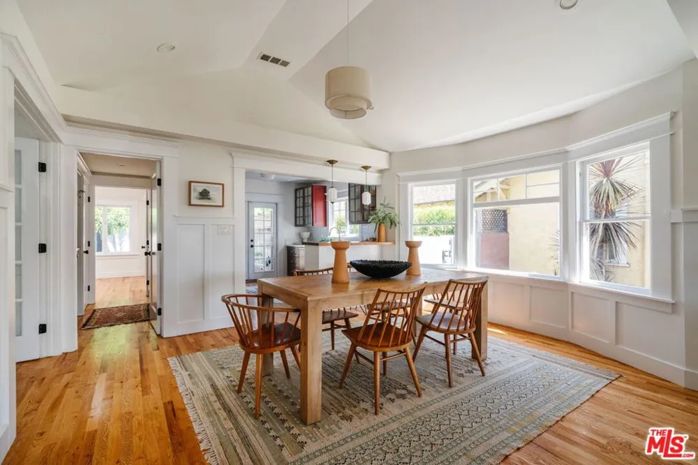 3026 6th Avenue Los Angeles, CA 90018