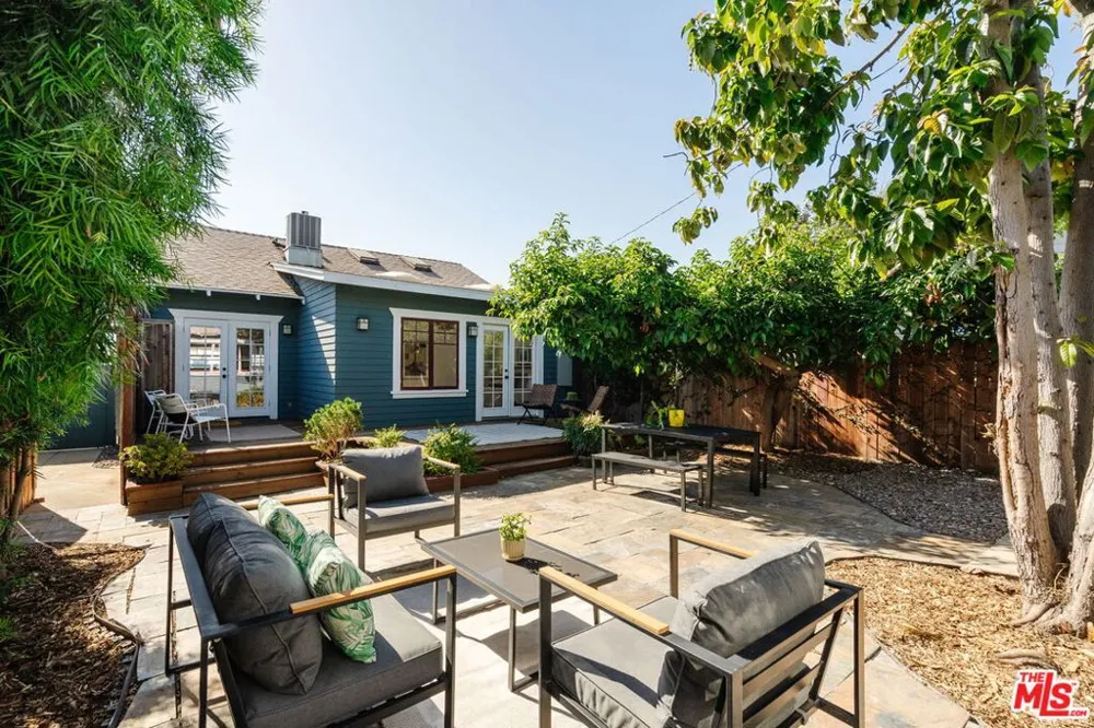3026 6th Avenue Los Angeles, CA 90018