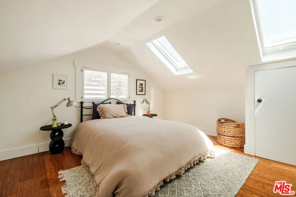 3026 6th Avenue Los Angeles, CA 90018