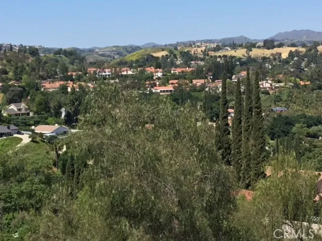 Iglesia Drive Woodland Hills, CA 91364