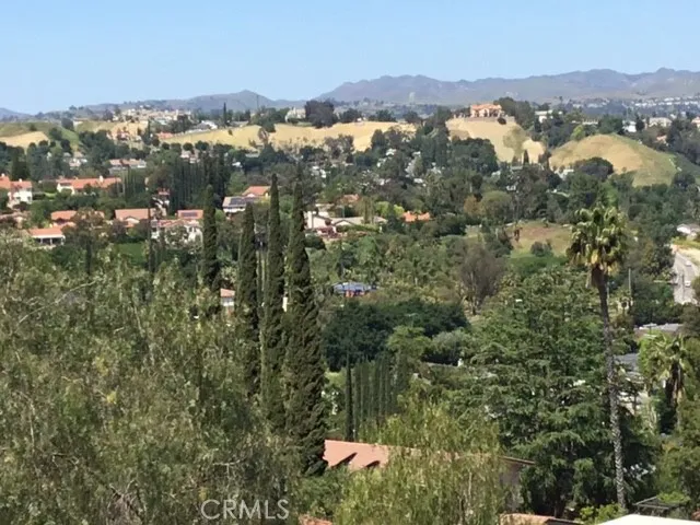 Iglesia Drive Woodland Hills, CA 91364