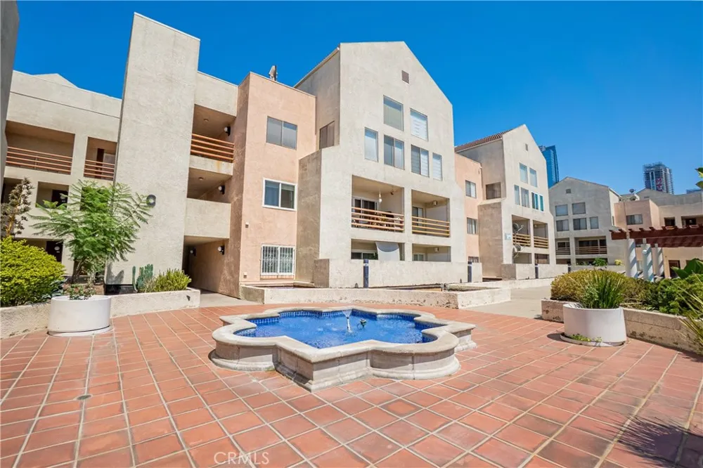 1119 Albany #106 Los Angeles, CA 90015