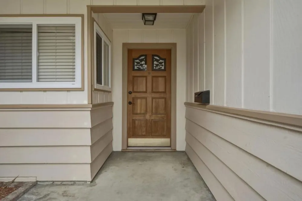 924 San Vincente Avenue Salinas, CA 93901