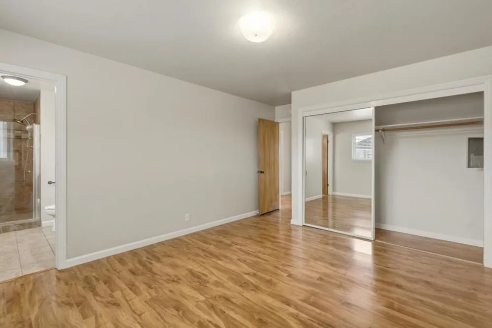 924 San Vincente Avenue Salinas, CA 93901