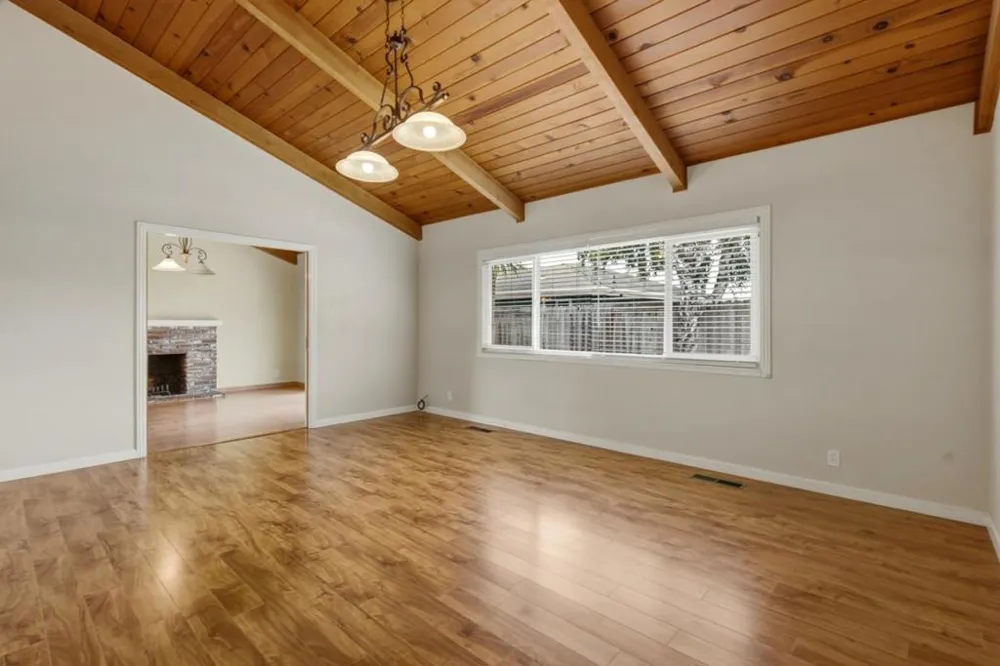 924 San Vincente Avenue Salinas, CA 93901