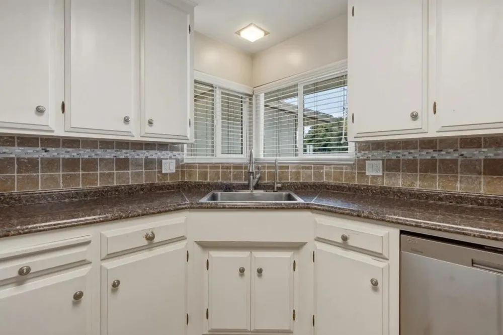 924 San Vincente Avenue Salinas, CA 93901