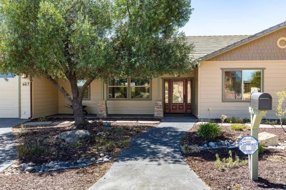 653 Red Cloud Road Paso Robles, CA 93446