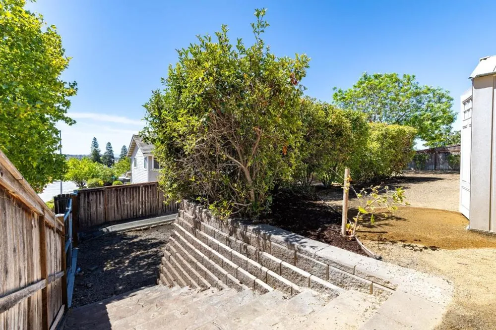 653 Red Cloud Road Paso Robles, CA 93446