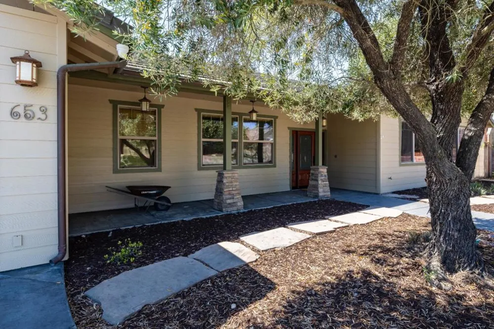653 Red Cloud Road Paso Robles, CA 93446