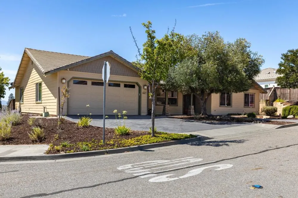 653 Red Cloud Road Paso Robles, CA 93446