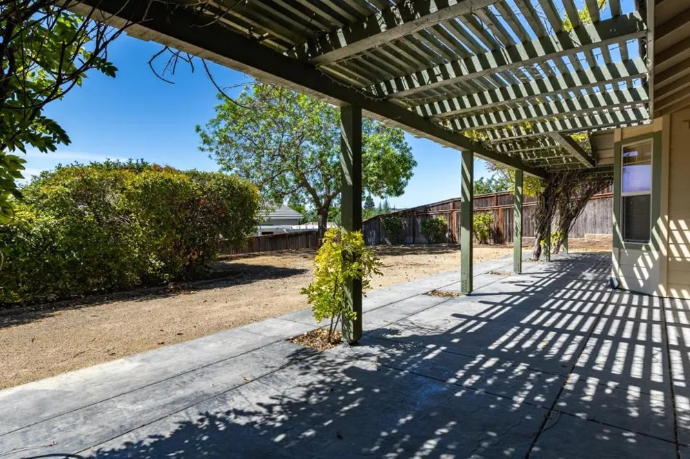 653 Red Cloud Road Paso Robles, CA 93446
