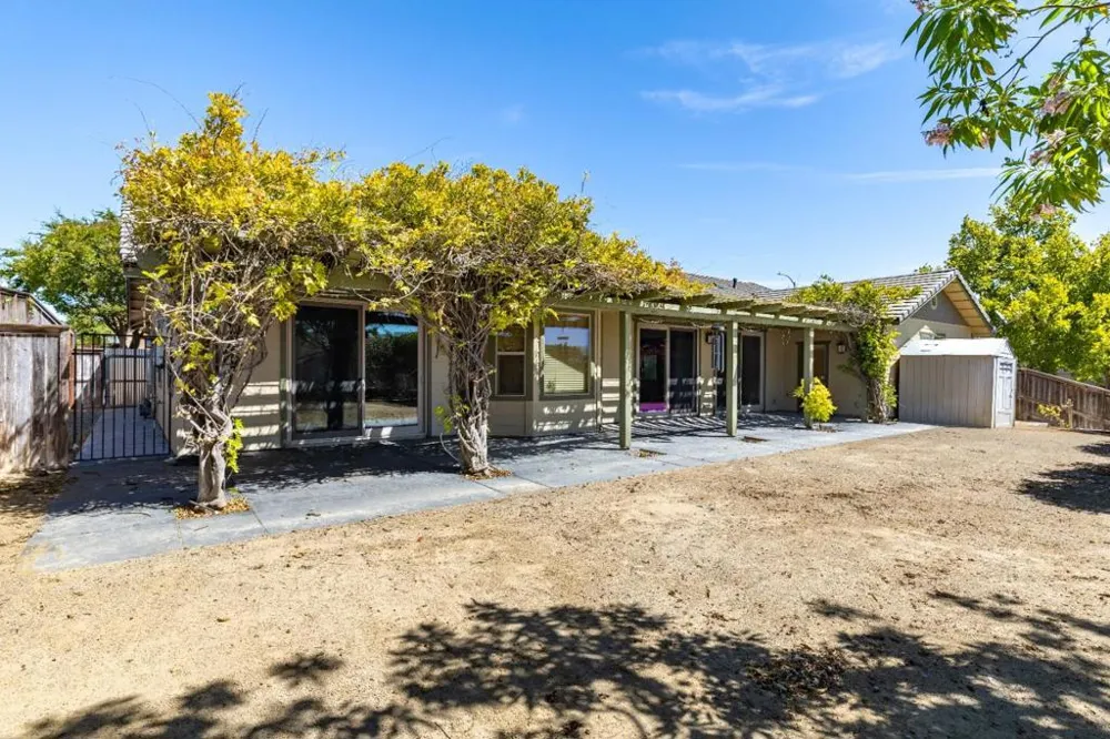 653 Red Cloud Road Paso Robles, CA 93446