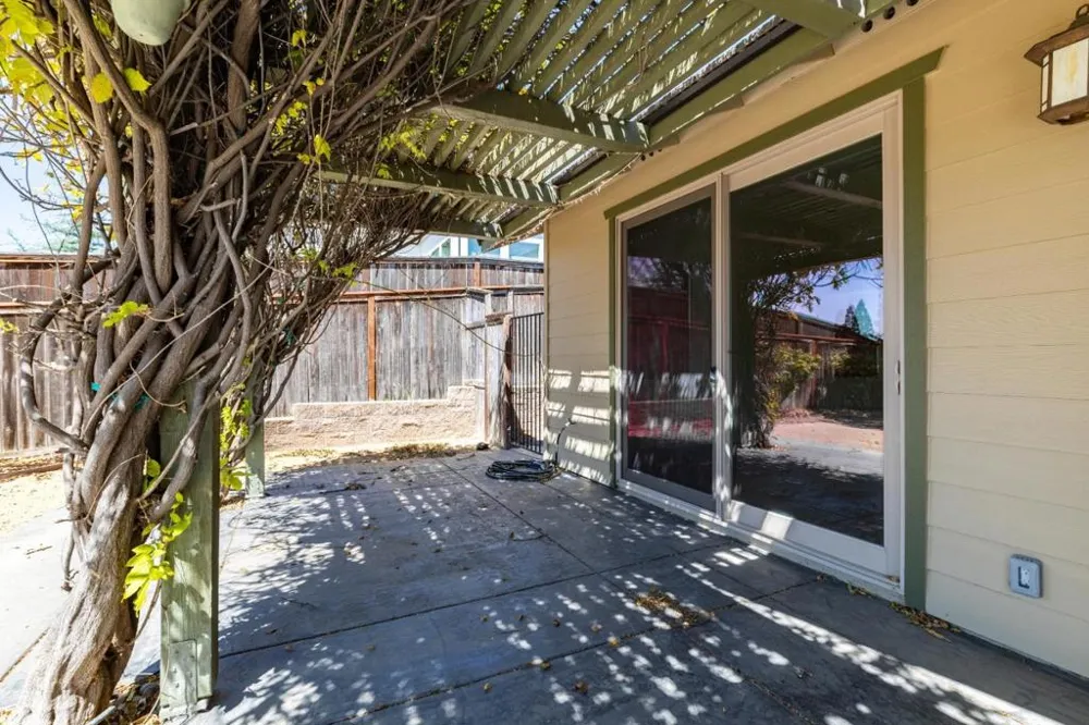653 Red Cloud Road Paso Robles, CA 93446
