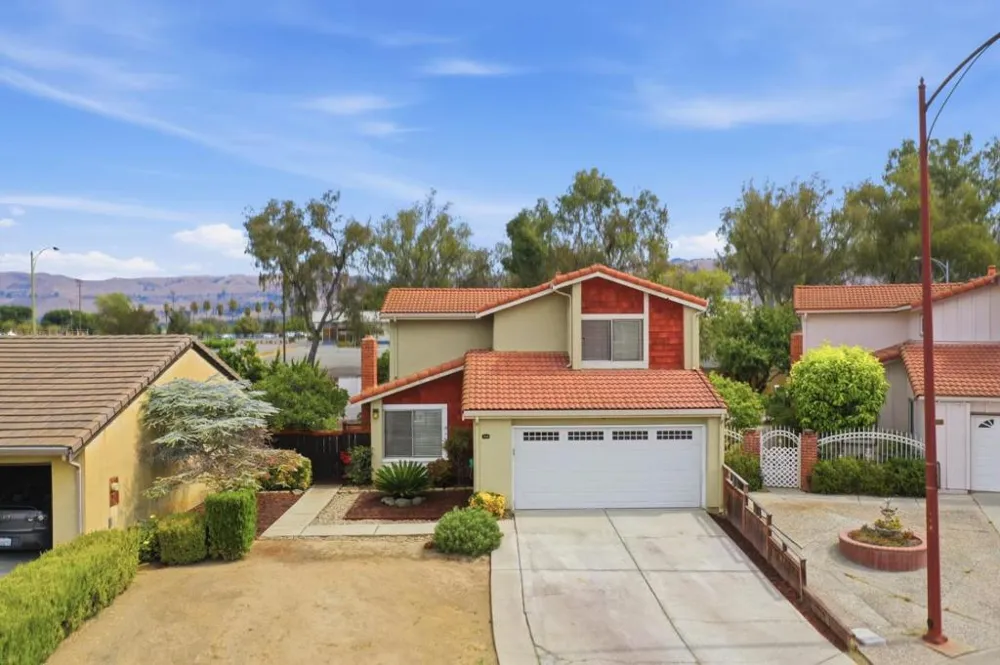 2518 Edgefield Court San Jose, CA 95122