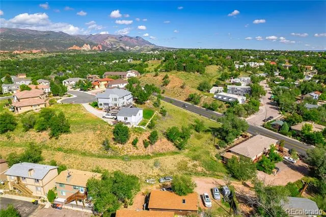 222 Wine Street Colorado Springs, CO 80904