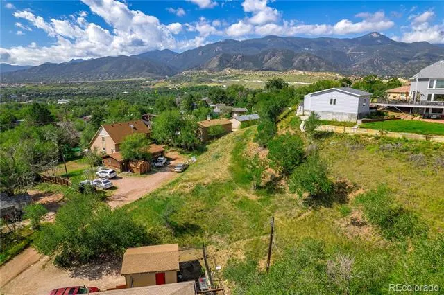 222 Wine Street Colorado Springs, CO 80904