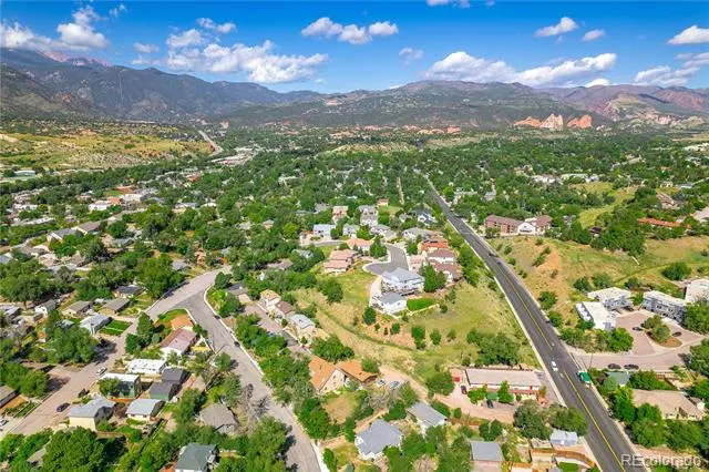 222 Wine Street Colorado Springs, CO 80904