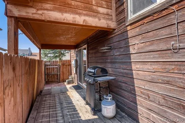 19073 E 16th Avenue Aurora, CO 80011