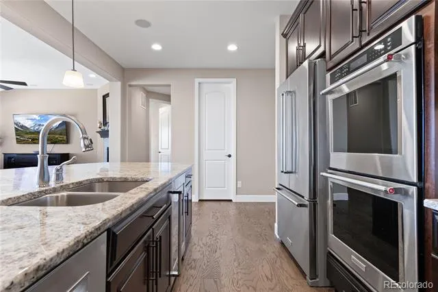 10662 Skydance Drive Highlands Ranch, CO 80126