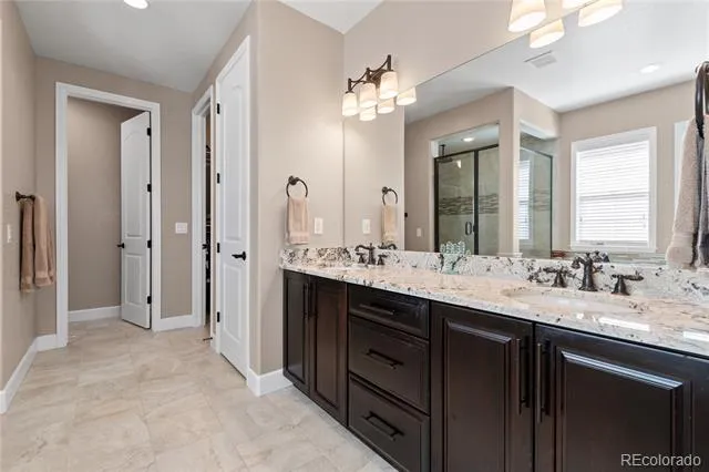 10662 Skydance Drive Highlands Ranch, CO 80126