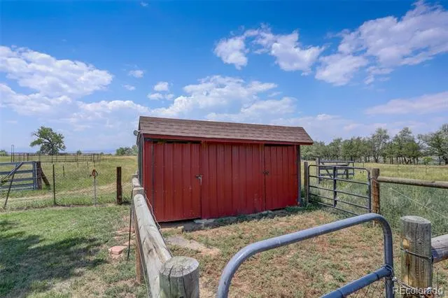 2316 Horseshoe Cir Longmont, CO 80504