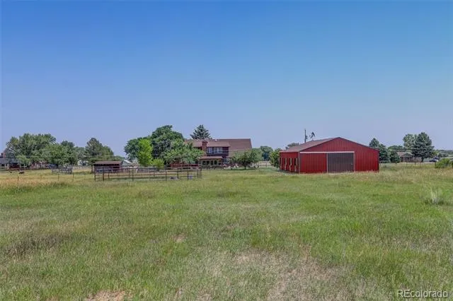 2316 Horseshoe Cir Longmont, CO 80504