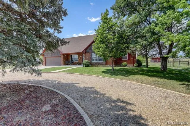 2316 Horseshoe Cir Longmont, CO 80504