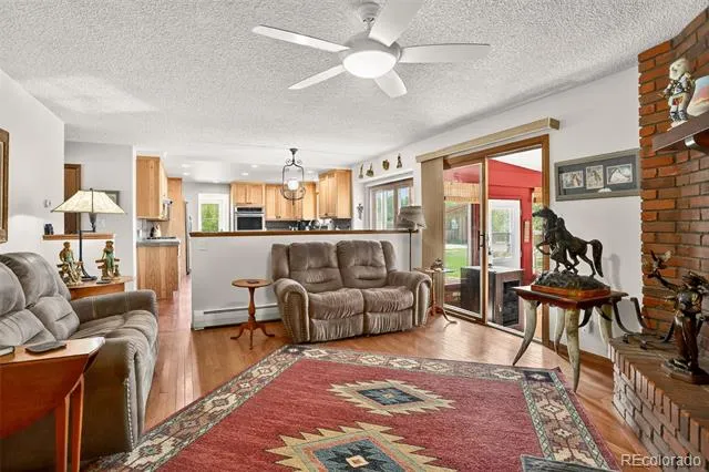 2316 Horseshoe Cir Longmont, CO 80504