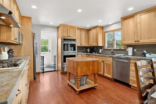2316 Horseshoe Cir Longmont, CO 80504