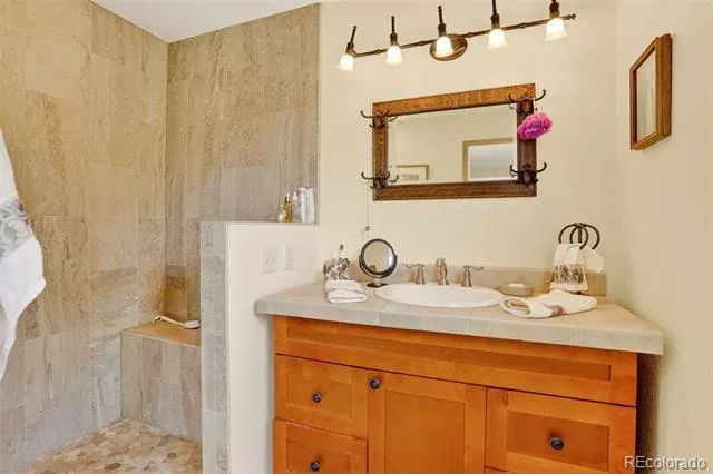 2316 Horseshoe Cir Longmont, CO 80504