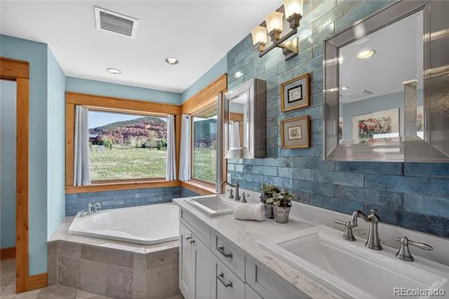 Address Not Shown Glenwood Springs, CO 81601