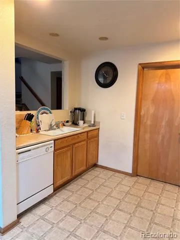 7924 S Kalispell Way Englewood, CO 80112