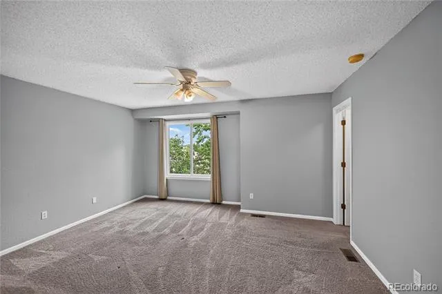 10452 Hyacinth Street Littleton, CO 80129