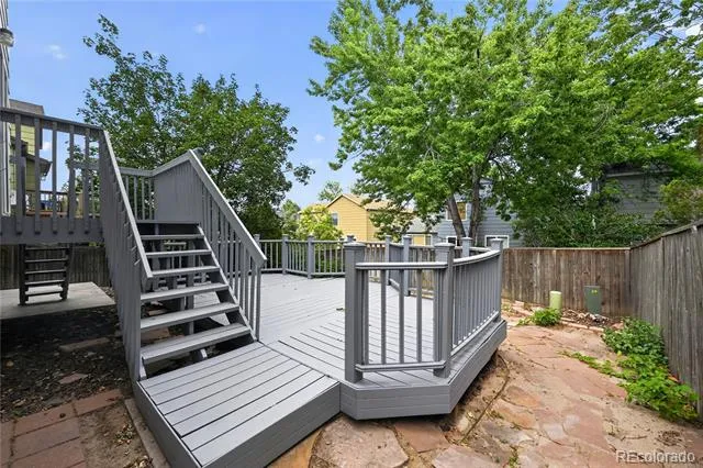 10452 Hyacinth Street Littleton, CO 80129