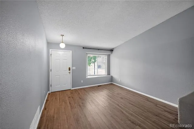 10452 Hyacinth Street Littleton, CO 80129