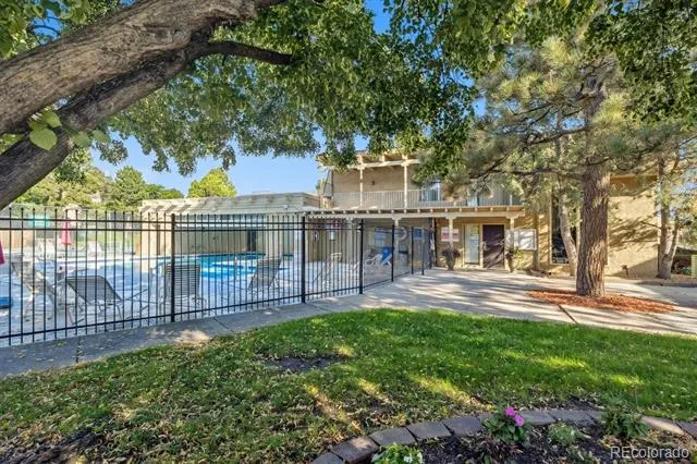 7665 E quincy Avenue #204 Denver, CO 80237