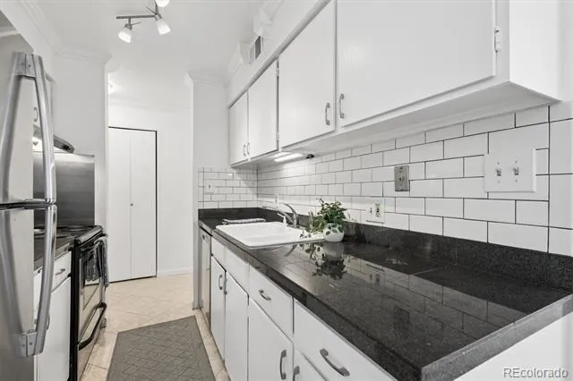 7665 E quincy Avenue #204 Denver, CO 80237