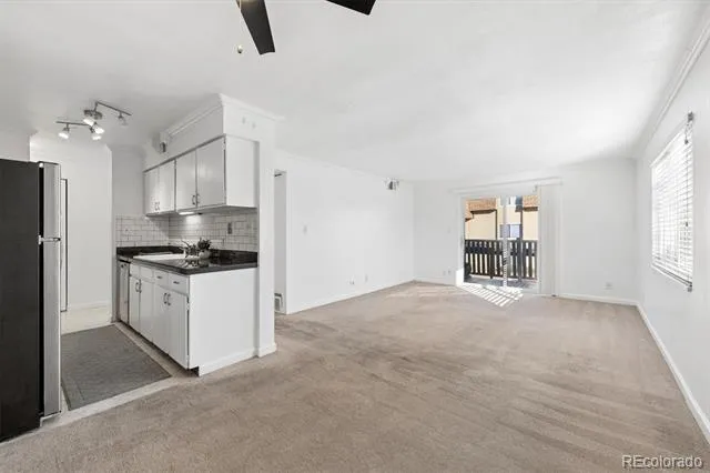 7665 E quincy Avenue #204 Denver, CO 80237