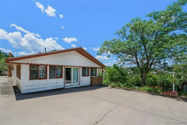 1109 E First Street Trinidad, CO 81082