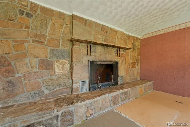 1109 E First Street Trinidad, CO 81082