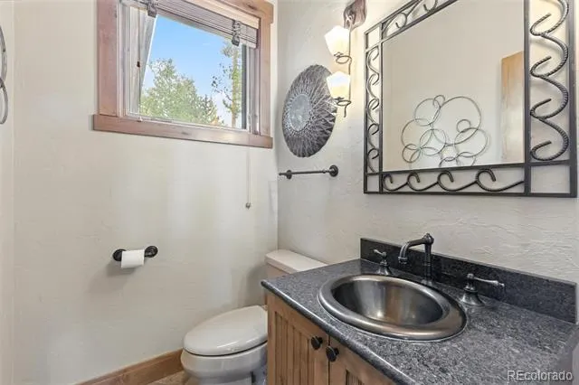 1730 Red Hawk Road Silverthorne, CO 80498