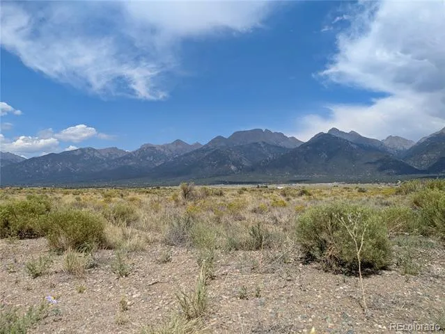 411 Camino Del Rey Crestone, CO 81131